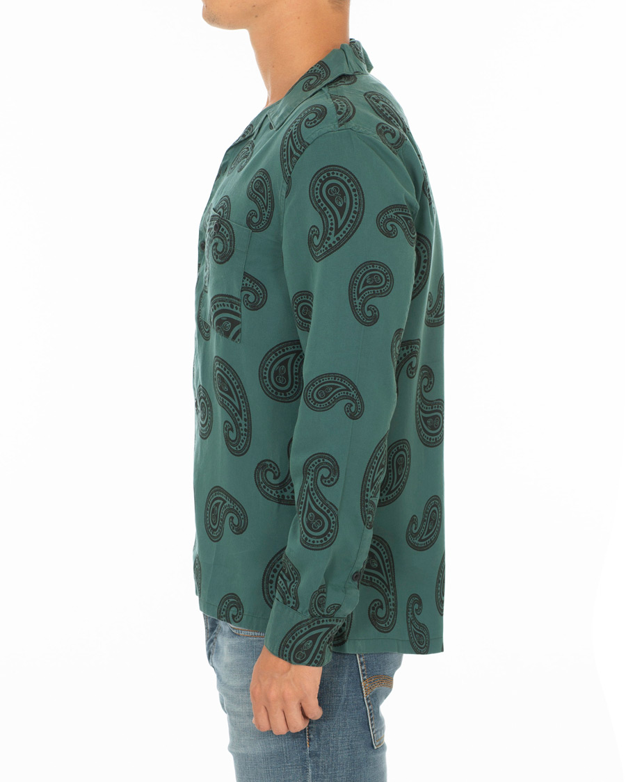 Mies | Kauluspaidat | Nudie Jeans | Vidar Paisley Shirt Kattegat