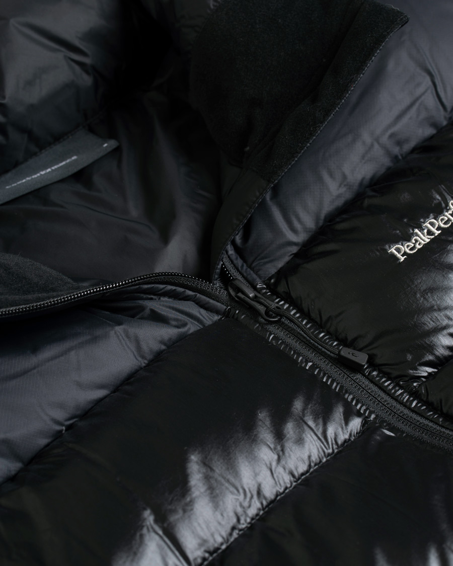 Mies | Takit | Peak Performance | Frost Glacier Down Jacket Black