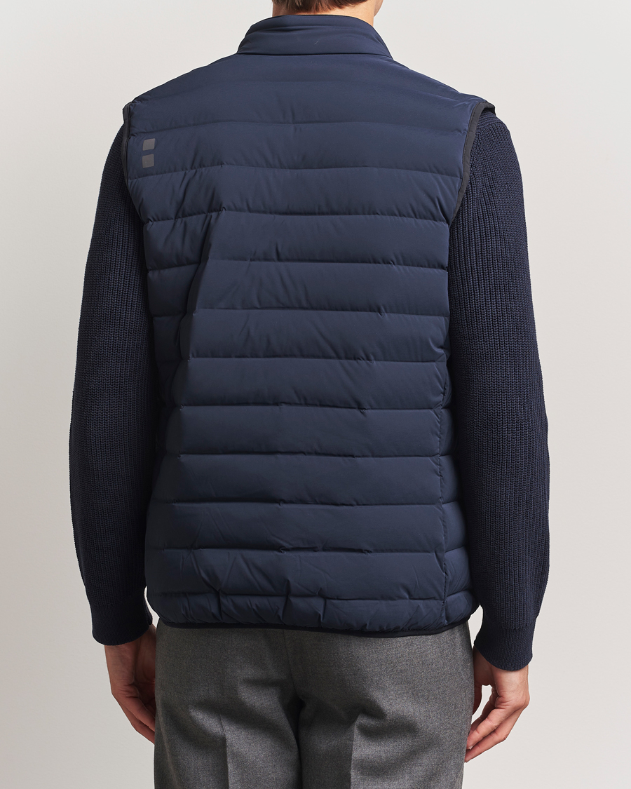 Mies | Ulkoliivit | UBR | Sonic Vest Navy