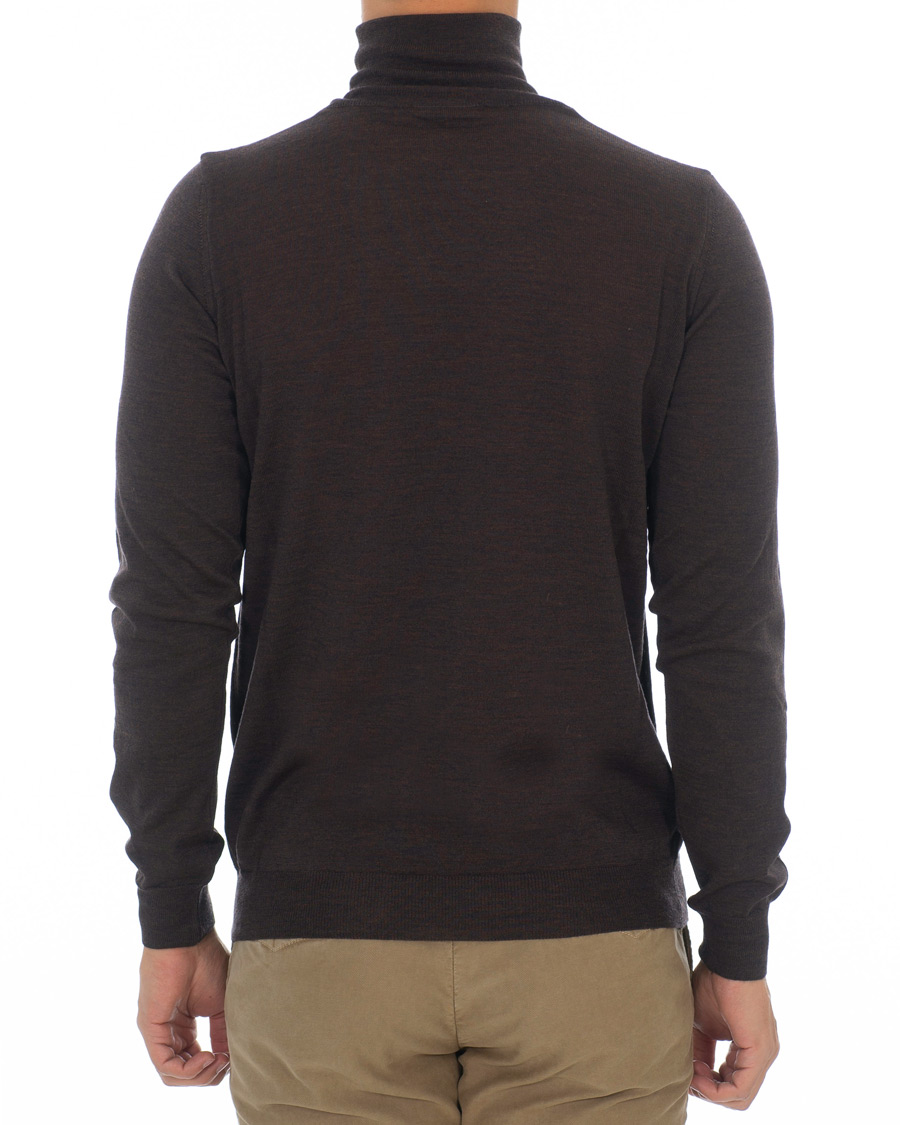 Mies | Puserot | Oscar Jacobson | Cole Extra Fine Merino Rollneck Brown