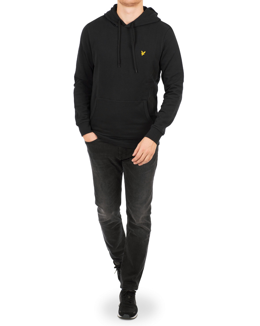 Mies | Puserot | Lyle & Scott | Pullover Hoodie True Black