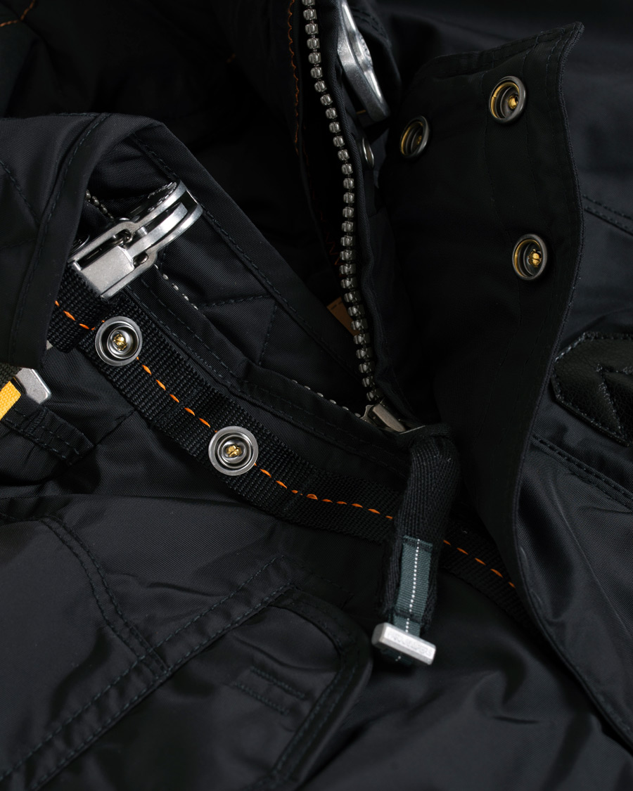 Mies | Takit | Parajumpers | Right Hand Light Masterpiece Parka Black