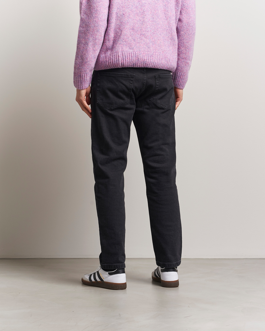 Mies | Housut | Jeanerica | TM005 Tapered Jeans Black 2 Weeks