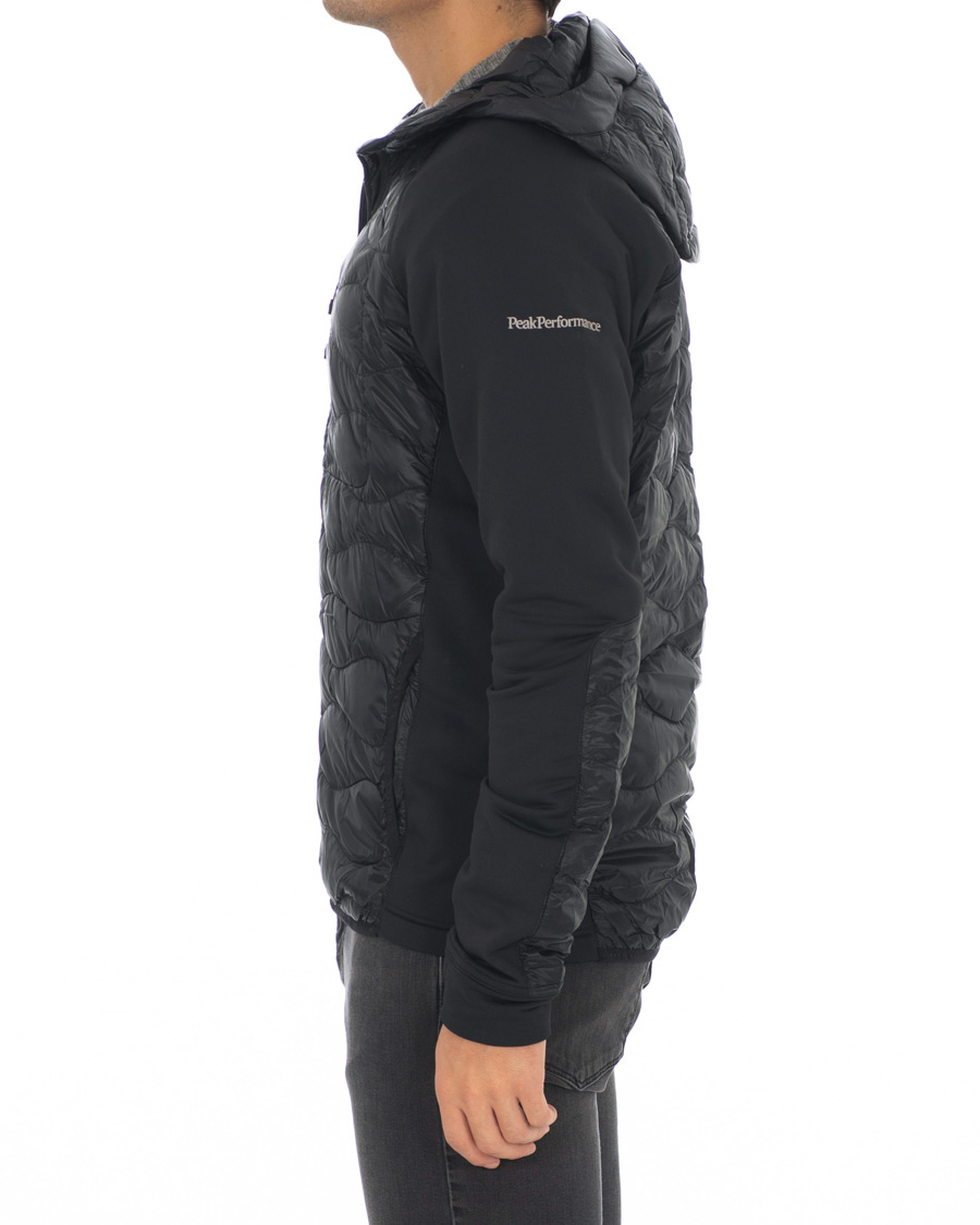 Mies | Takit | Peak Performance | Helium Hybrid Hooded Jacket Black 