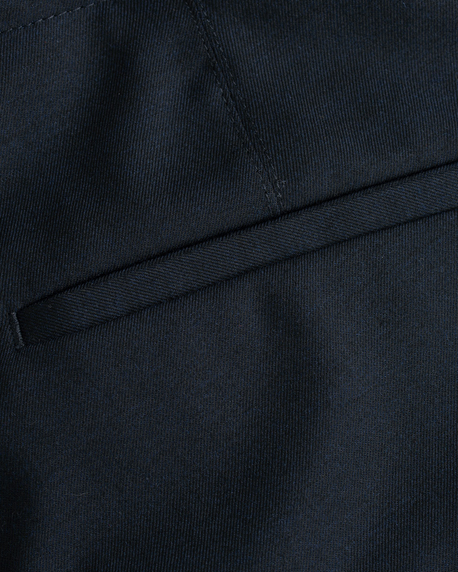 Mies | Housut | Tiger of Sweden | Tarine Cropt Pleated Trousers Navy