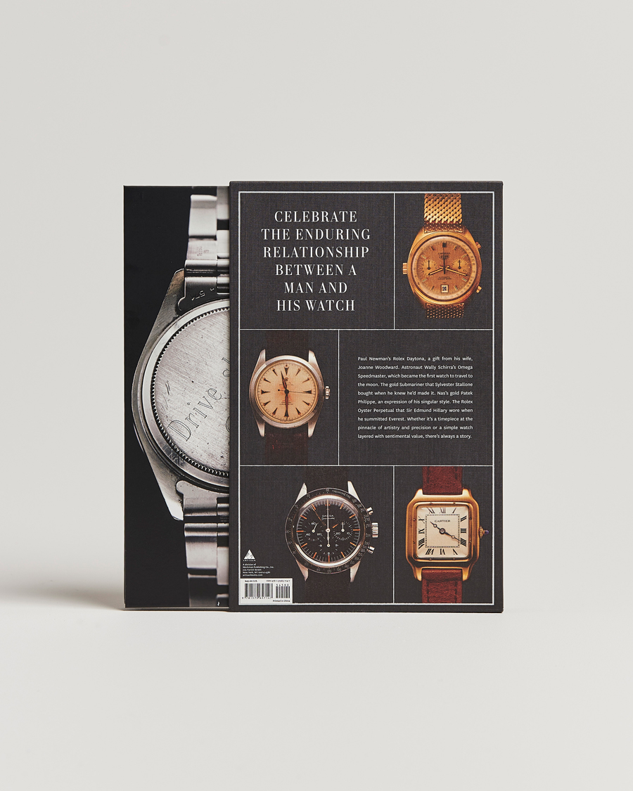 Mies | Kirjat | New Mags | A Man and His Watch