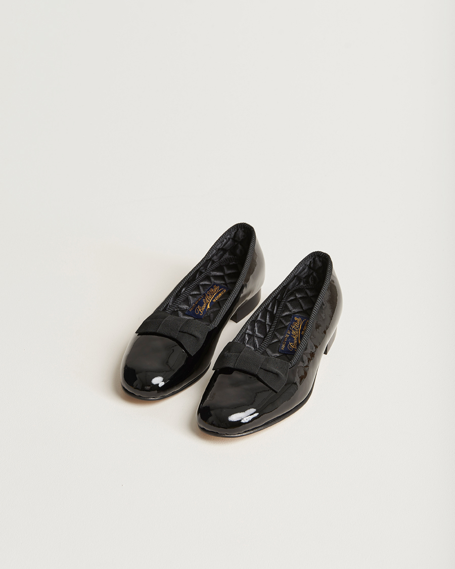 Mies | Loaferit | Bowhill & Elliott | Opera Patent Leather Pumps Black