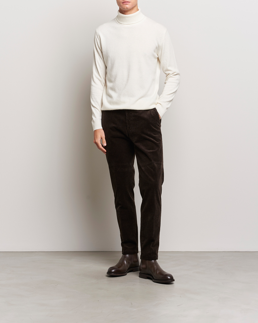 Mies | Puserot | Oscar Jacobson | Salim Wool/Cashmere Rollneck Creme