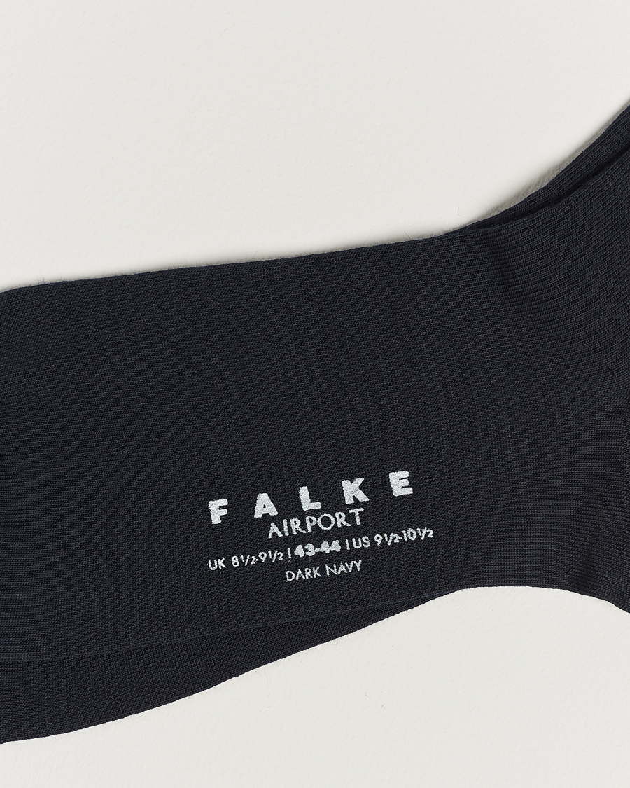 Mies | Alusvaatteet | Falke | Airport Knee Socks Dark Navy
