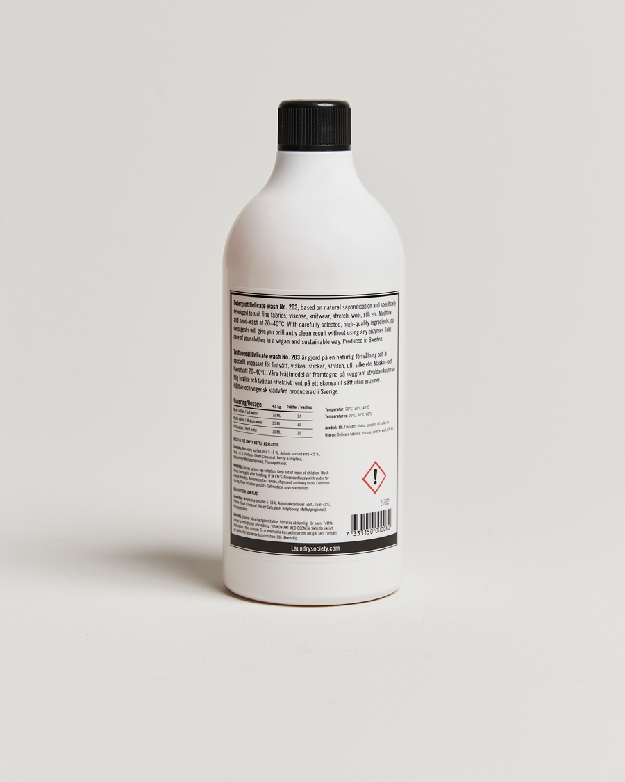 Mies | Vaatehuolto | Laundry Society | Sensitive Detergent 203