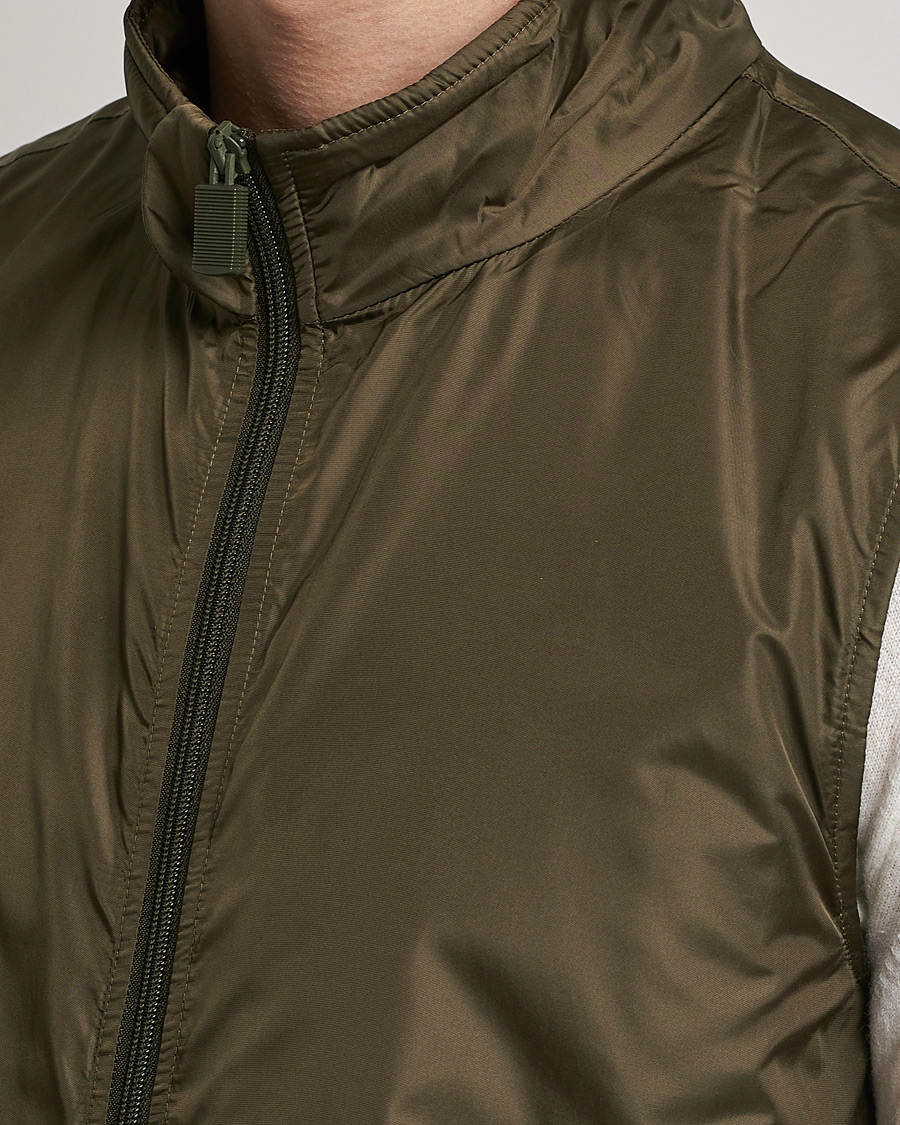Mies | Ulkoliivit | Aspesi | Vernes Nylon Gilet Dark Military