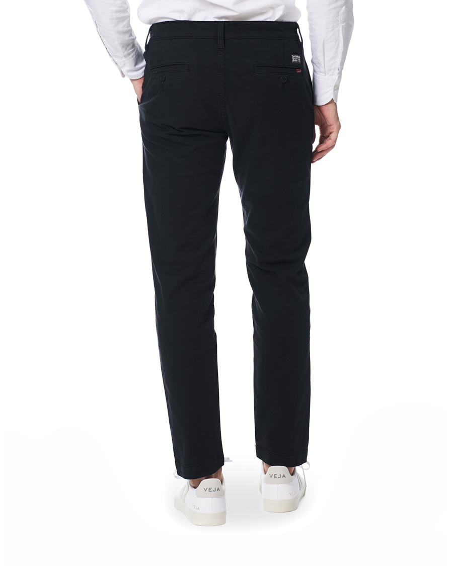 Mies | Housut | Levi's | Garment Dyed Stretch Chino Mineral Black