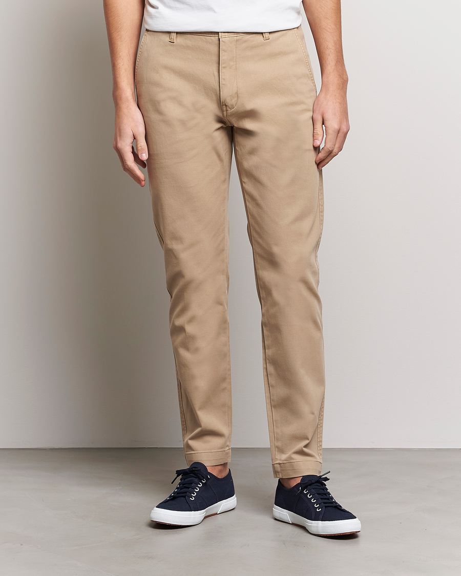 Mies | Housut | Levi's | Garment Dyed Stretch Chino Beige