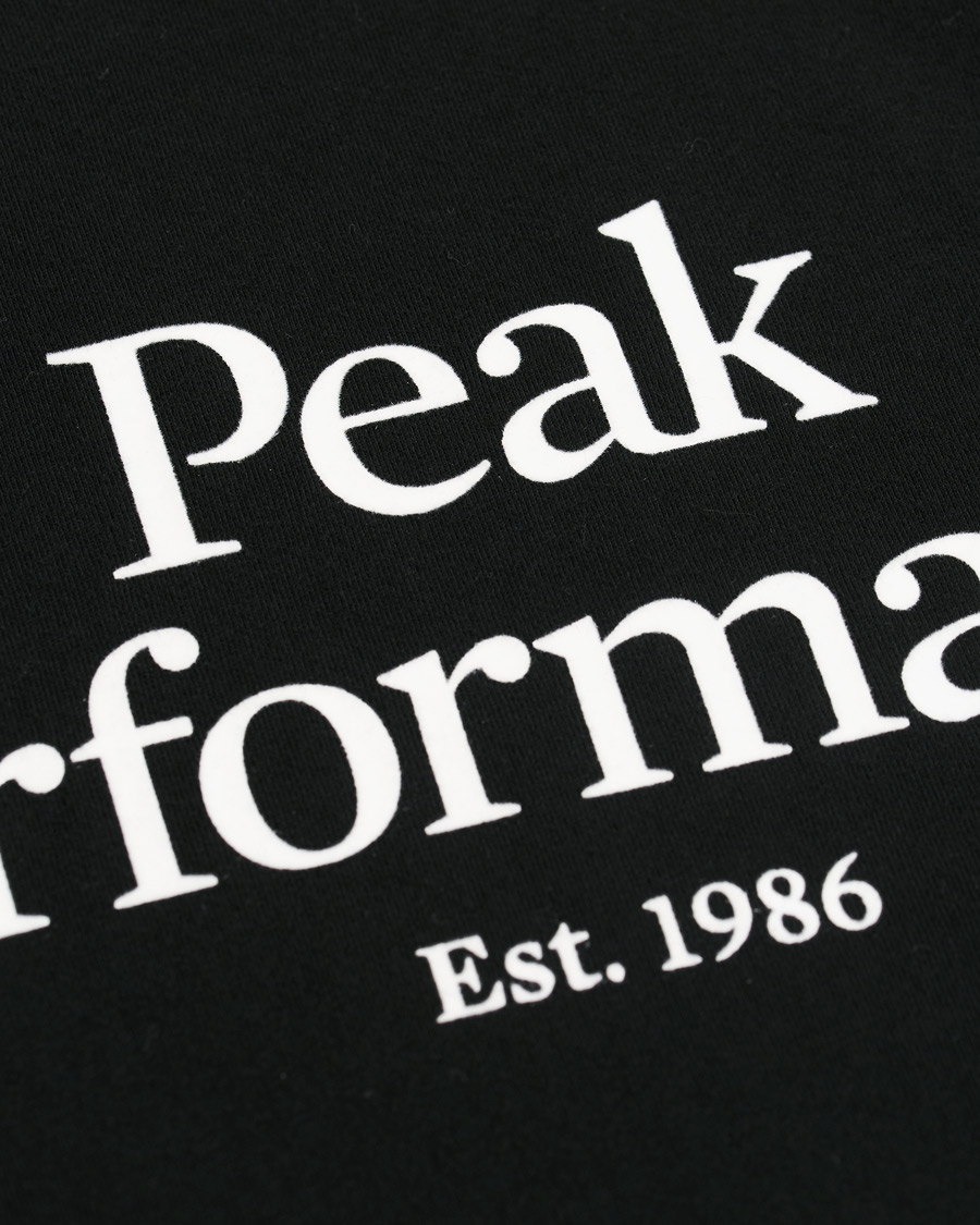 Mies | T-paidat | Peak Performance | Walt Long Sleeve Tee Black
