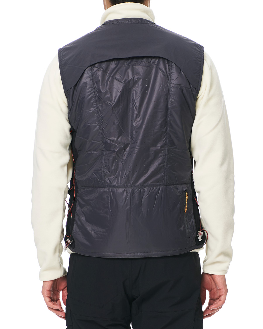 Mies | Takit | Peak Performance | Ben Gorham Windbreaker Vest Grey