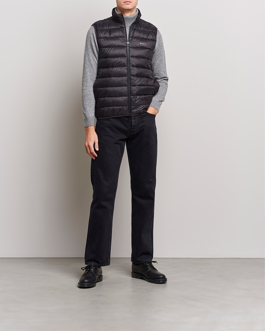 Mies | The Classics of Tomorrow | Barbour Lifestyle | Bretby Lightweight Down Gilet Black