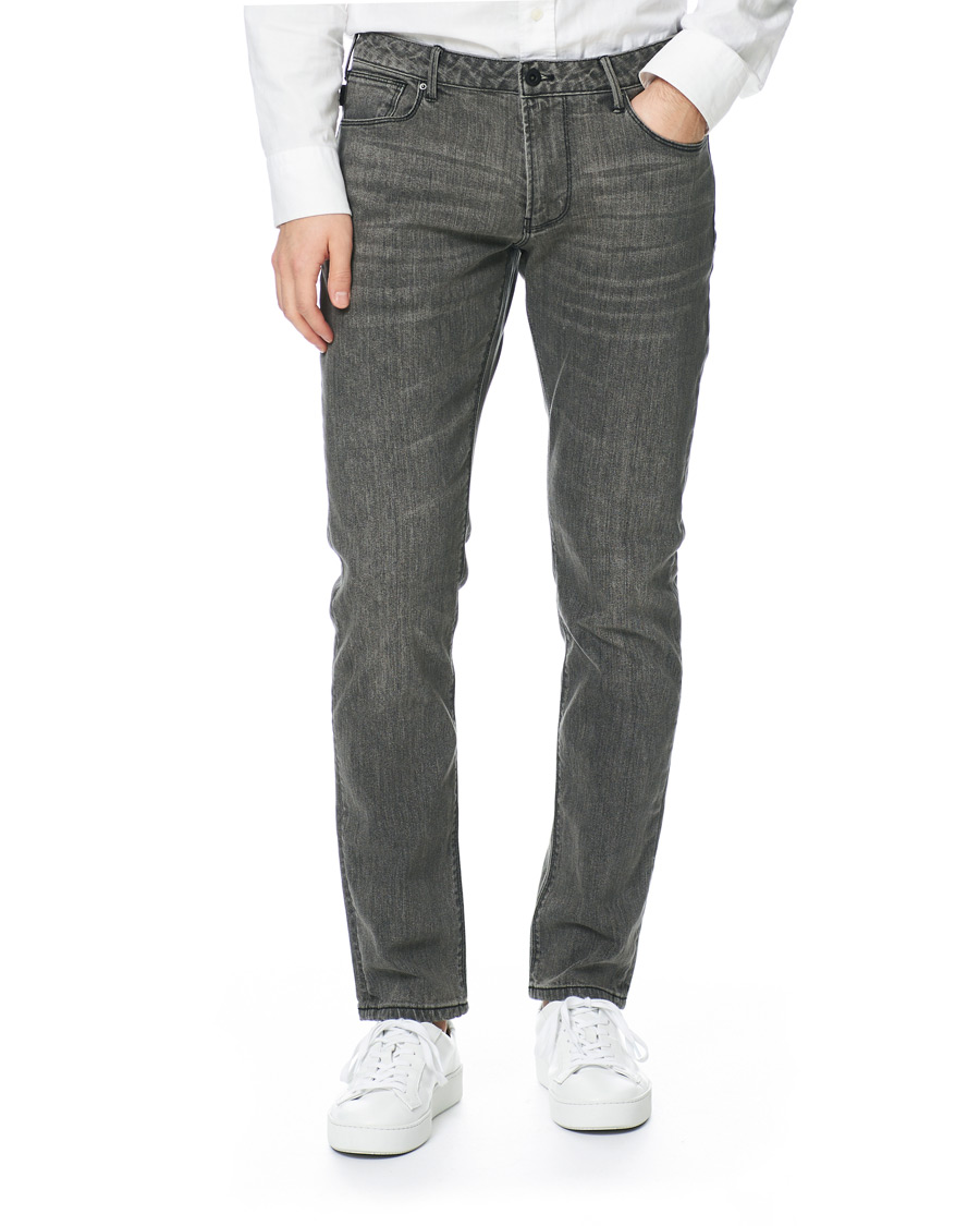 Emporio Armani J06 Slim Fit Jeans Grey osoitteesta CareOfCarl.fi