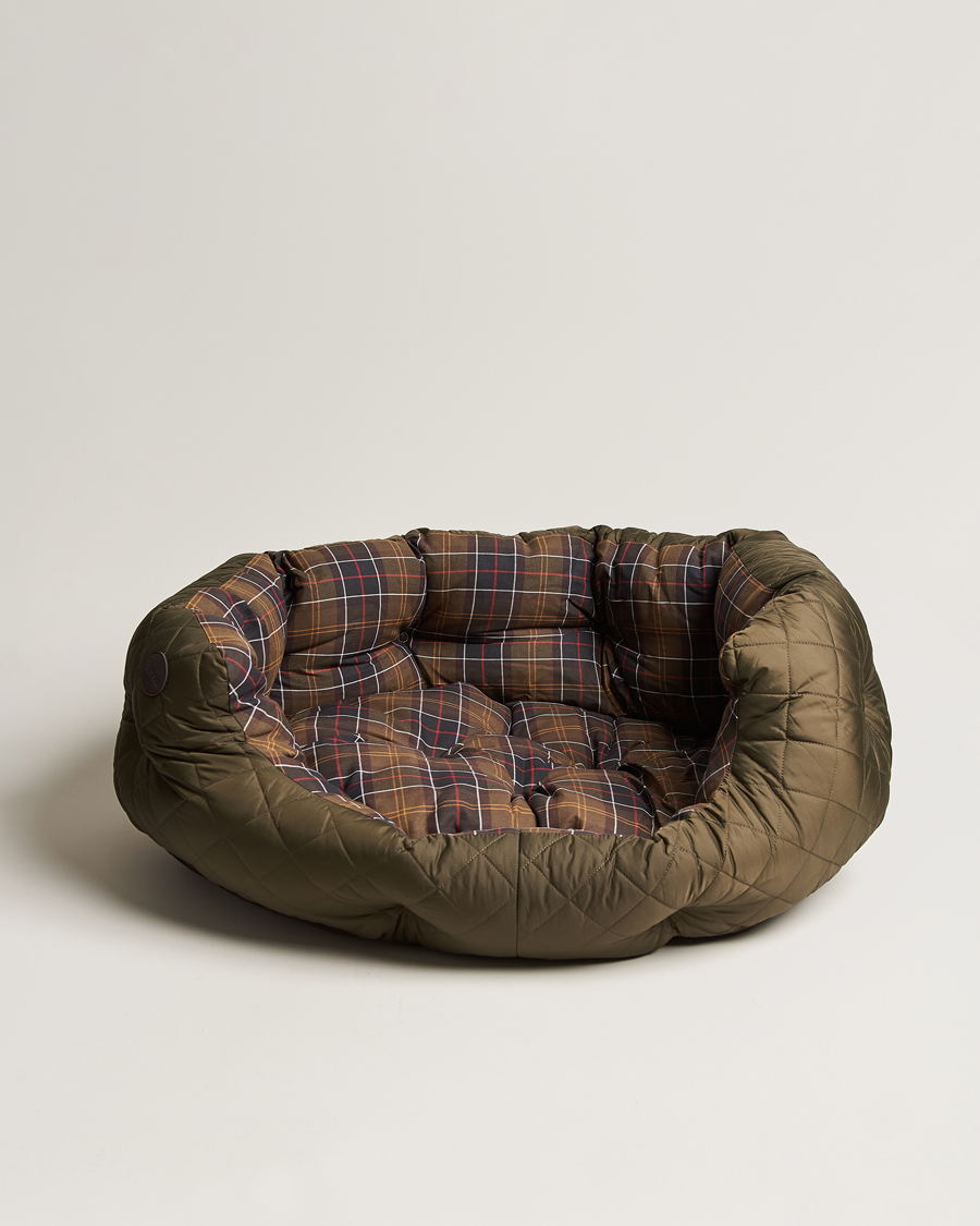Mies | Quilted Dog Bed 35' Olive | Barbour Lifestyle | Quilted Dog Bed 35' Olive