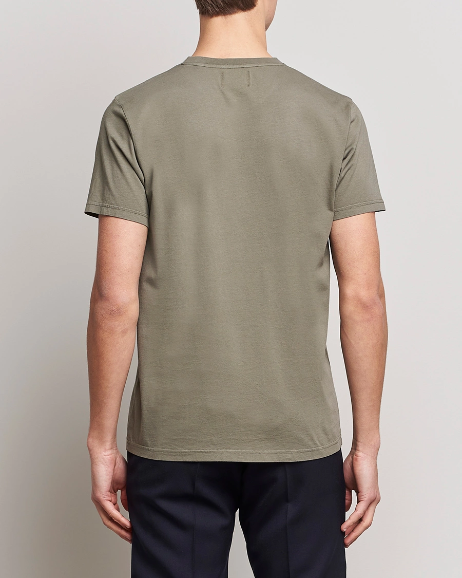 Mies | Lyhythihaiset t-paidat | Colorful Standard | Classic Organic T-Shirt Dusty Olive