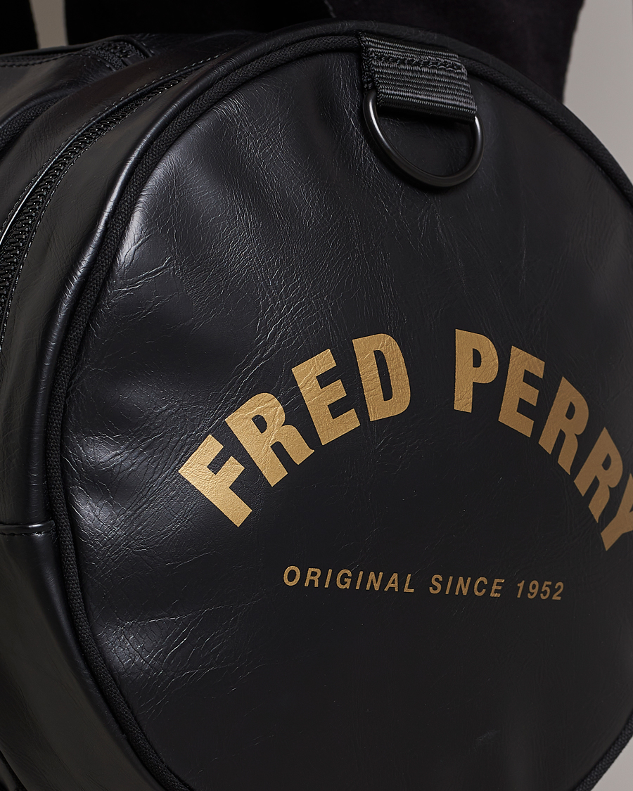 Mies | Laukut | Fred Perry | Tonal Barrel Bag Black