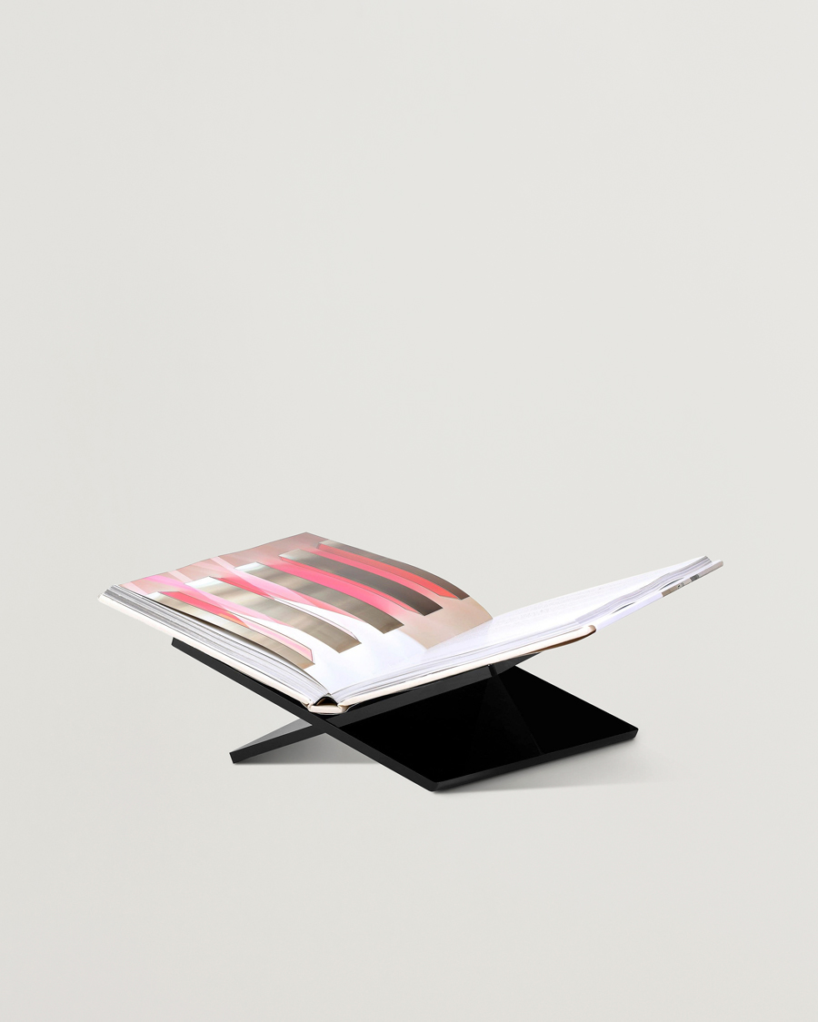 Mies | Lifestyle | New Mags | A Bookstand Black