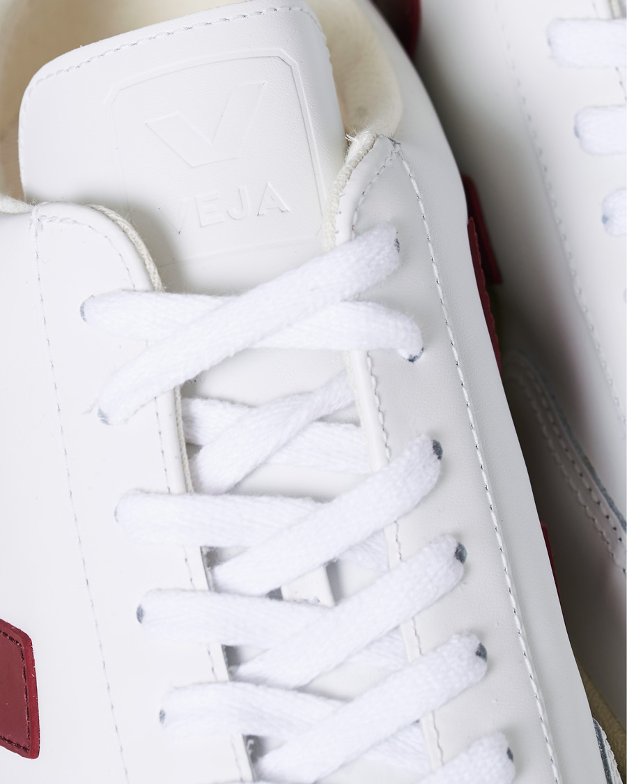 Mies | Veja V-12 Leather Sneaker White Marsala/Nautico | Veja | V-12 Leather Sneaker White Marsala/Nautico