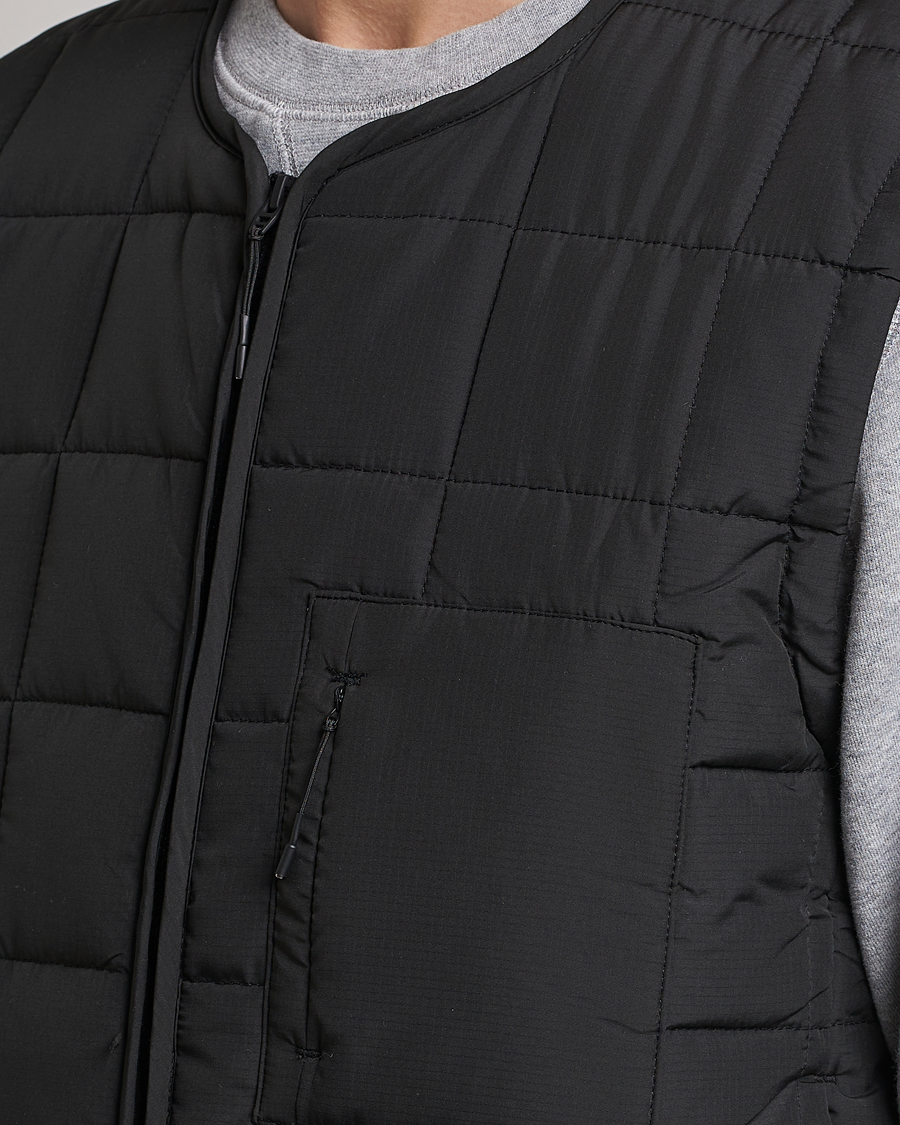 Mies | Takit | RAINS | Liner Vest Black