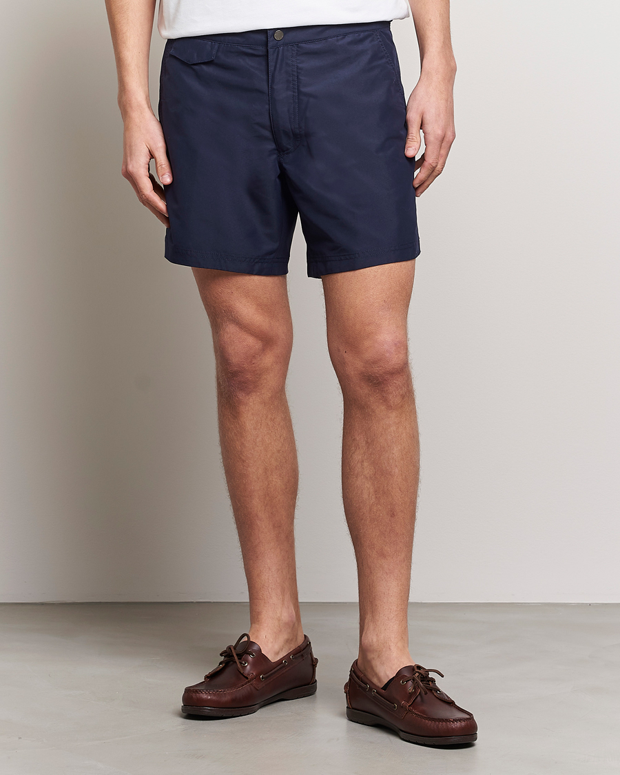 Mies |  | Sunspel | Recycled Seaqual Tailored Swim Shorts Navy