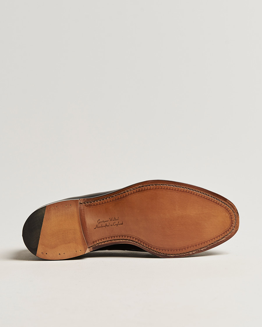 Mies | Loaferit | Loake 1880 | Russell Tassel Loafer Black Calf