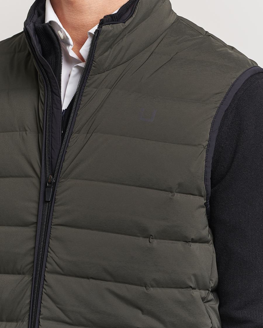 Mies | Ulkoliivit | UBR | Sonic Vest Night Olive