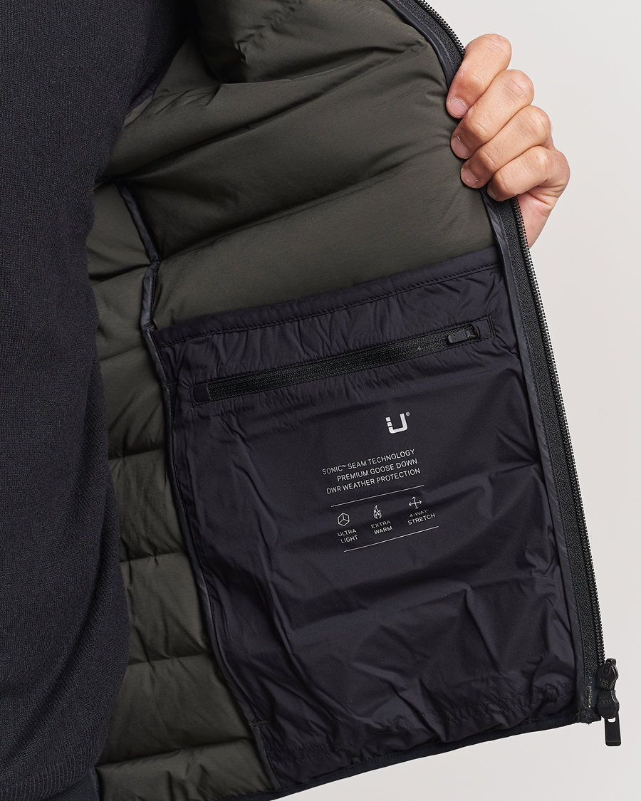 Mies | Ulkoliivit | UBR | Sonic Vest Night Olive