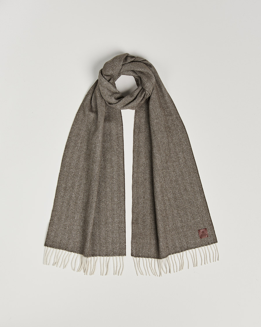 Mies | Amanda Christensen Merino Wool Herringbone Olive | Amanda Christensen | Merino Wool Herringbone Olive