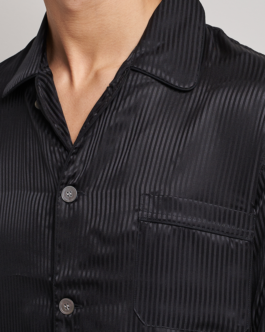 Mies | Yöpuvut ja kylpytakit | Derek Rose | Striped Silk Pyjama Set Black