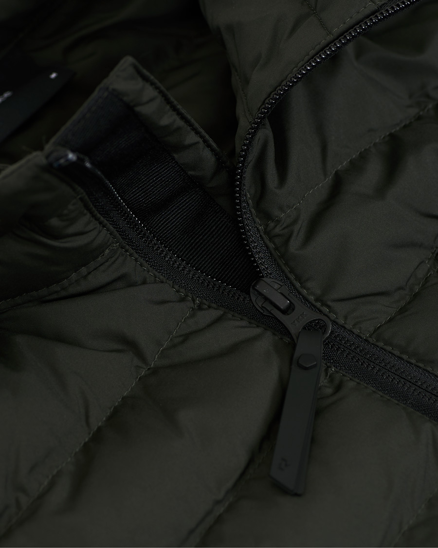 Mies | Takit | Peak Performance | Rivel Liner Down Jacket Conferius Green