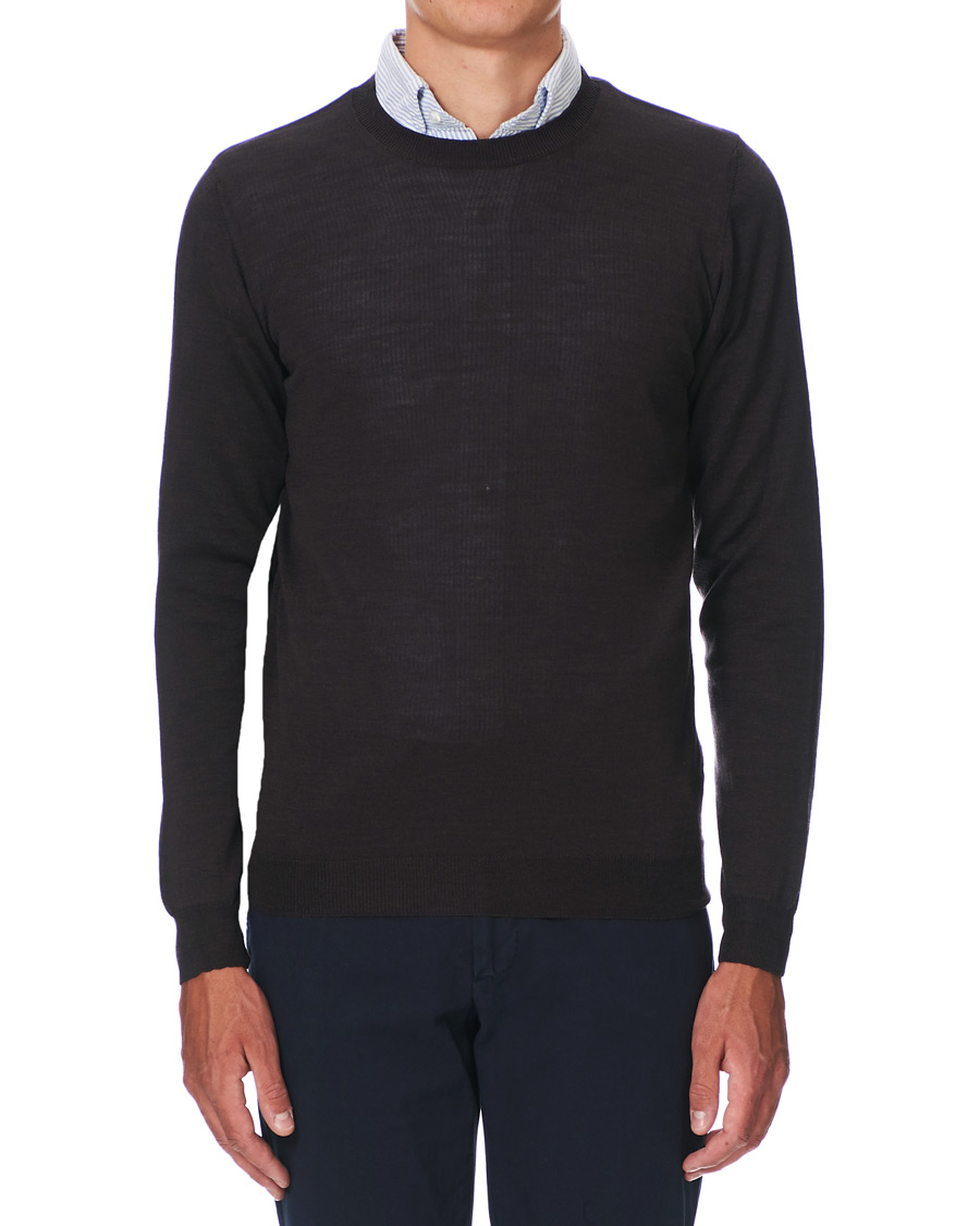 Mies | Puserot | Oscar Jacobson | Custer Extra Fine Merino Crew Neck Brown
