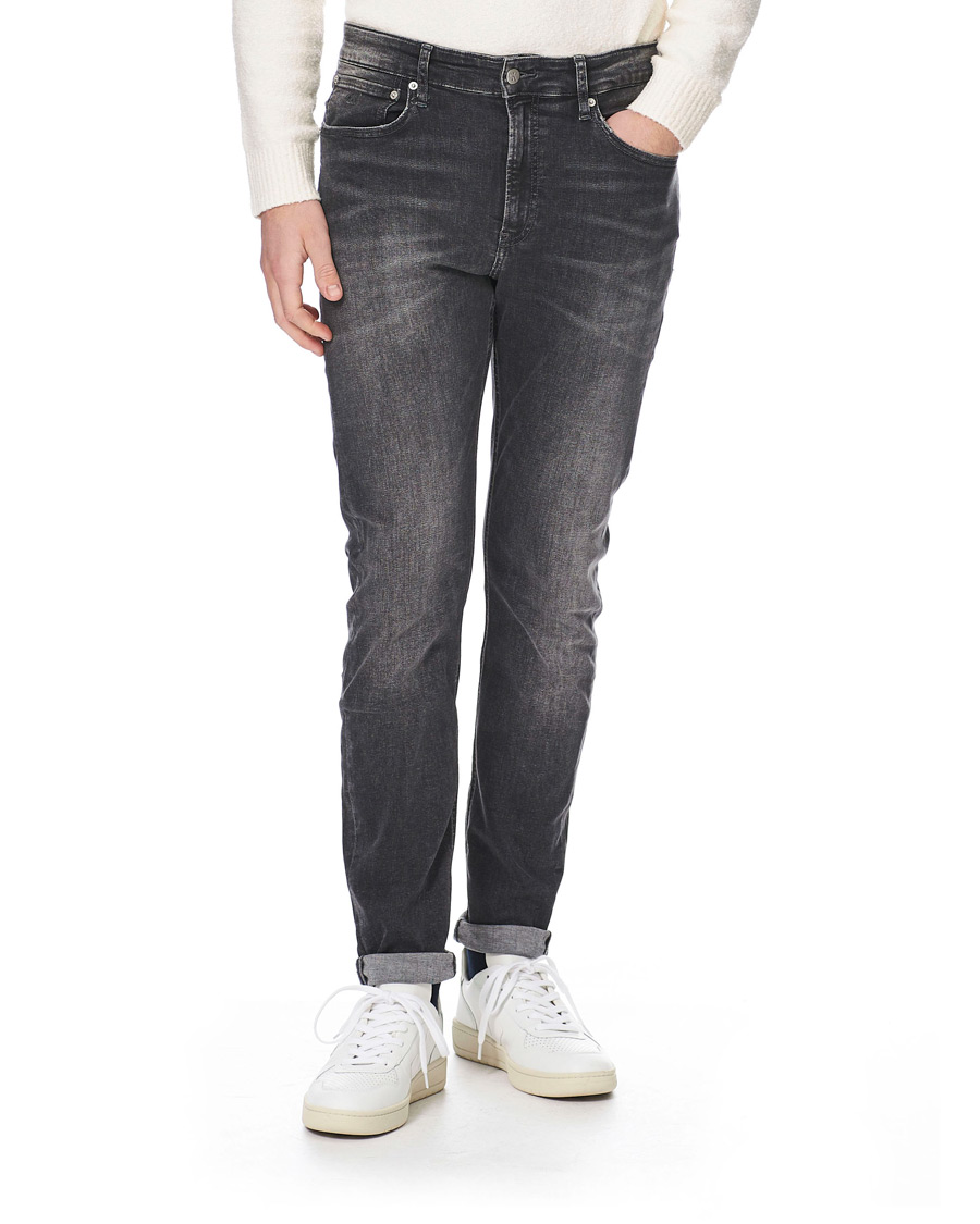 Mies | Farkut | Calvin Klein Jeans | Slim Tapered Stretch Jeans Dark Grey