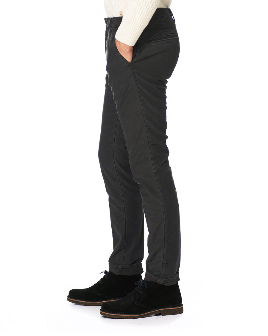 Mies | Housut | Incotex | Slim Fit Garment Dyed Washed Slacks Black