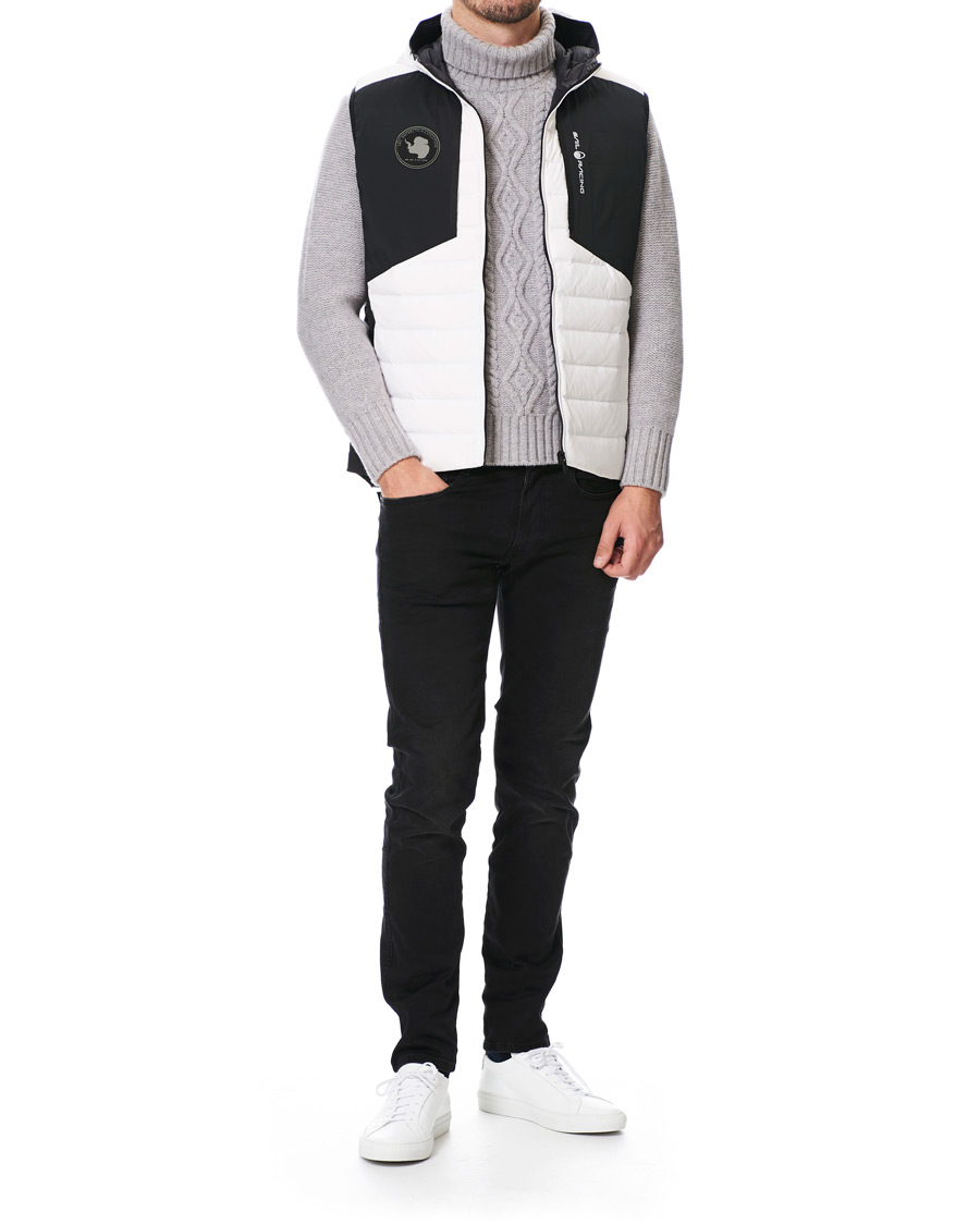 Mies | Takit | Sail Racing | Antartica Hybrid Hooded Vest White