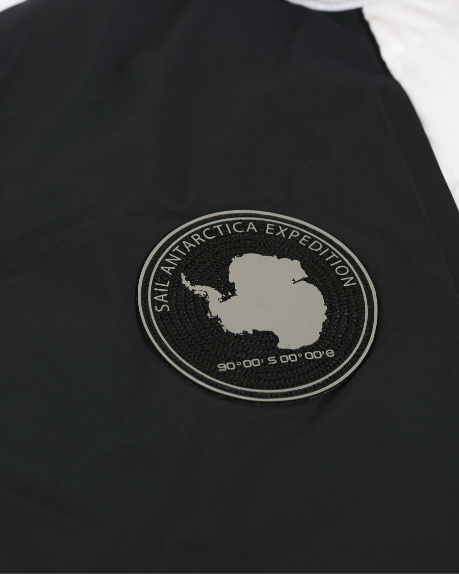 Mies | Takit | Sail Racing | Antartica Hybrid Hooded Vest White