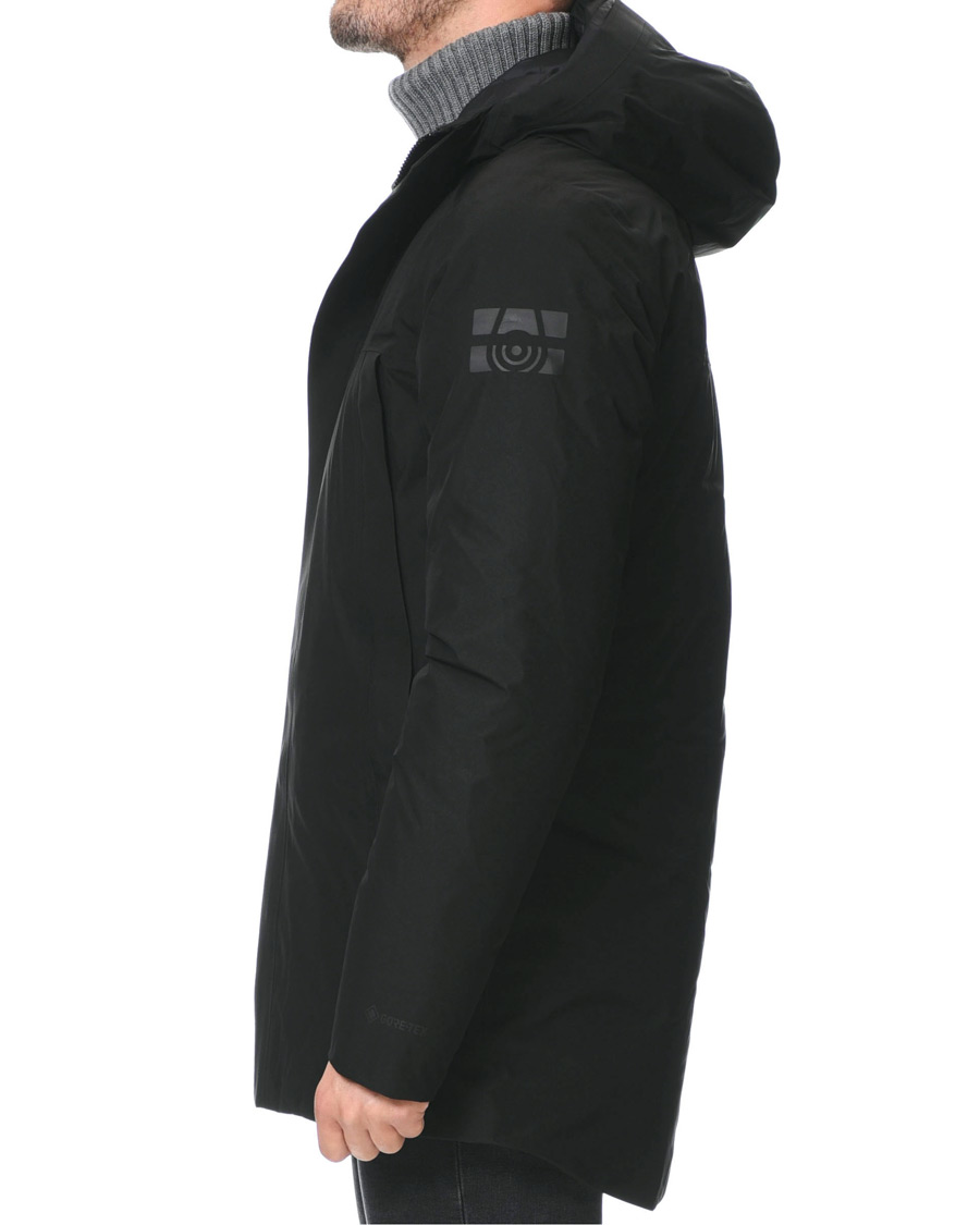 Mies | Takit | Sail Racing | Black Ice Gore-Tex Parka Carbon