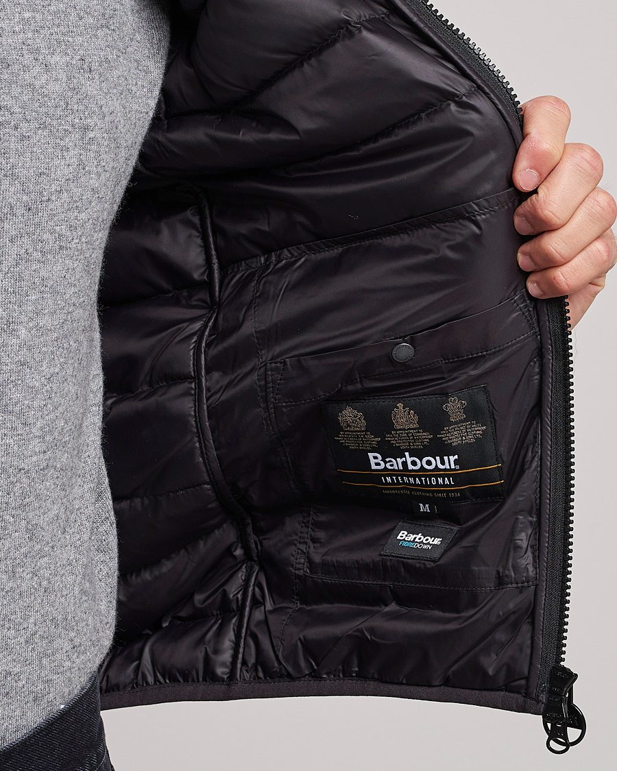 Mies | Ulkoliivit | Barbour International | Reed Quilted Gilet Black