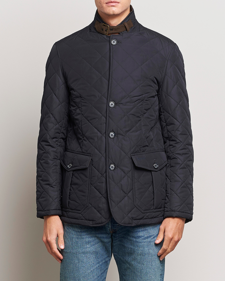 Mies | Kevättakit | Barbour Lifestyle | Quilted Lutz Jacket  Navy