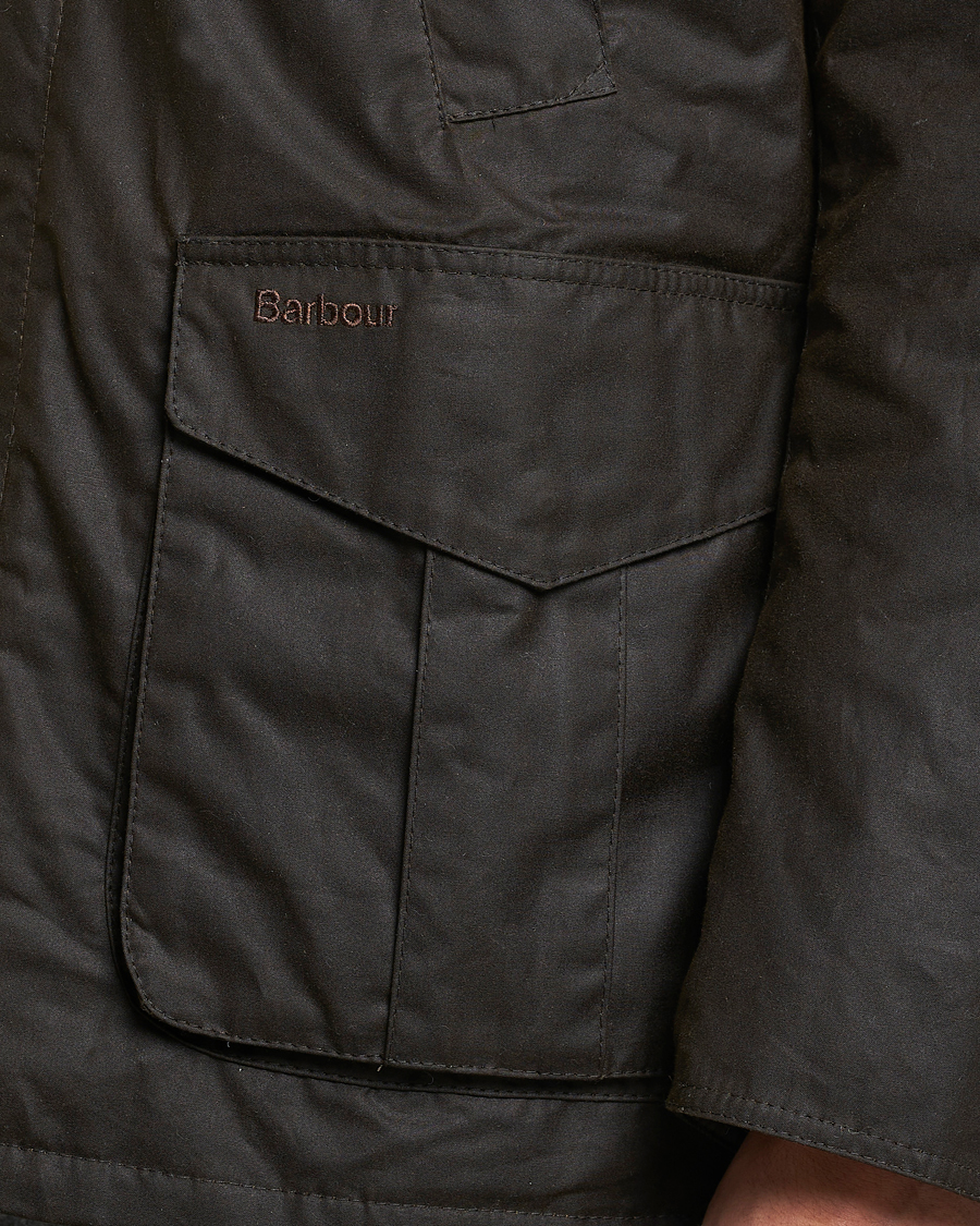 Mies | Takit | Barbour Lifestyle | Hereford Wax Jacket Olive