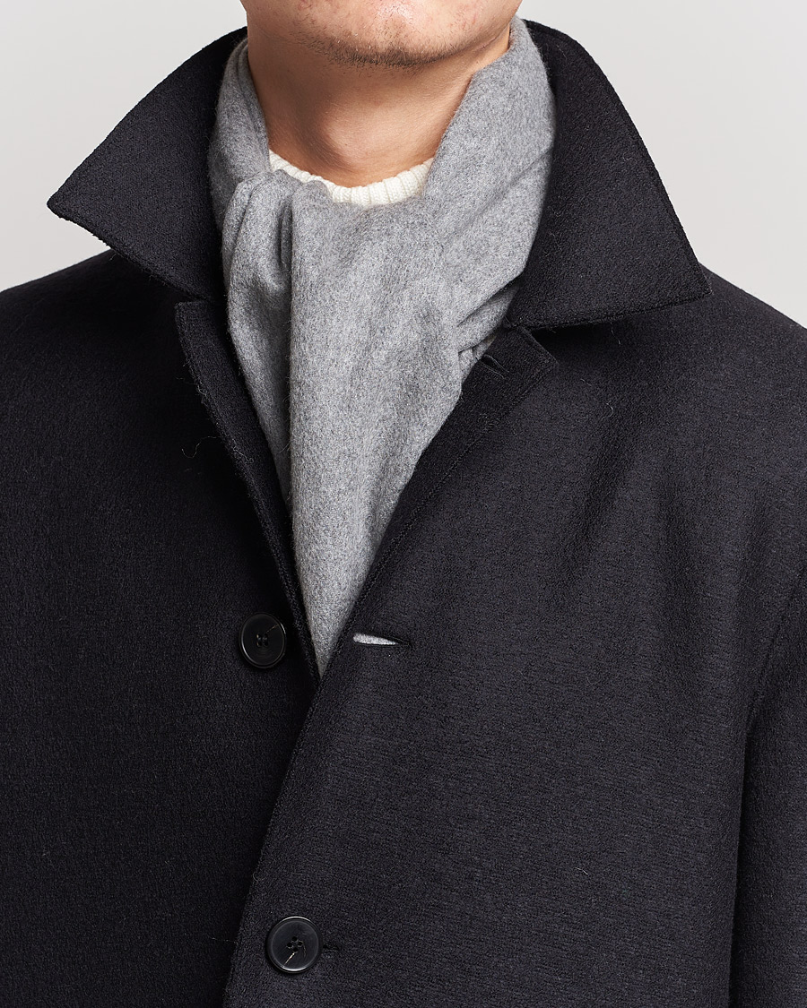 Mies | Johnstons of Elgin Cashmere Scarf Granite | Johnstons of Elgin | Cashmere Scarf Granite