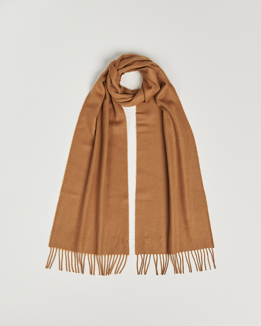 Mies | Johnstons of Elgin Cashmere Scarf Camel | Johnstons of Elgin | Cashmere Scarf Camel