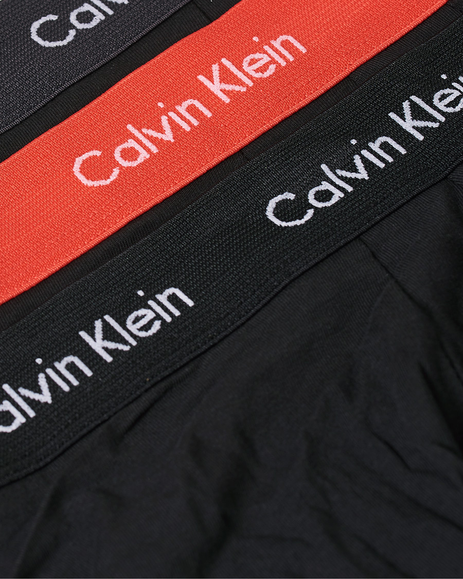 Mies | Alusvaatteet | Calvin Klein | Cotton Stretch 3-Pack Low Rise Trunk Black/Coral/Grey