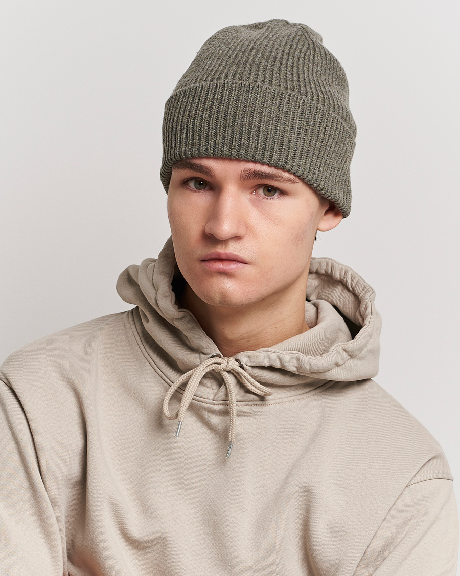 Mies | Pipot | Colorful Standard | Merino Wool Beanie Dusty Olive