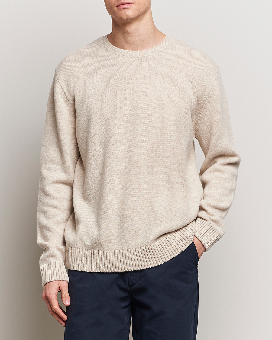 Mies | Puserot | Colorful Standard | Classic Merino Wool Crew Neck Ivory White