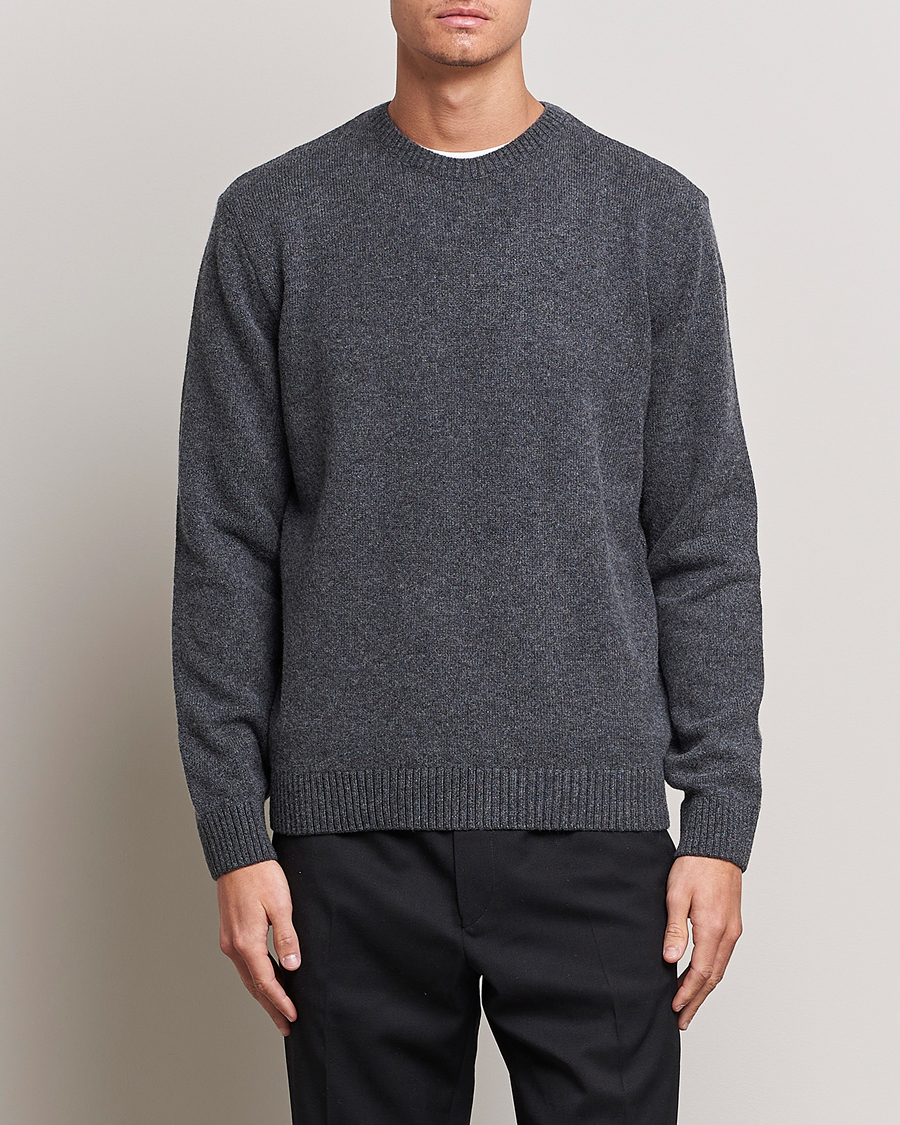 Mies | Puserot | Colorful Standard | Classic Merino Wool Crew Neck Lava Grey
