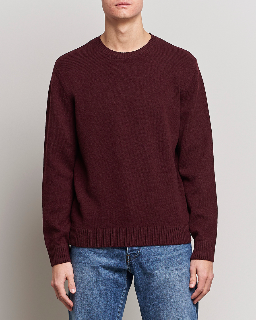 Mies | Puserot | Colorful Standard | Classic Merino Wool Crew Neck Oxblood Red